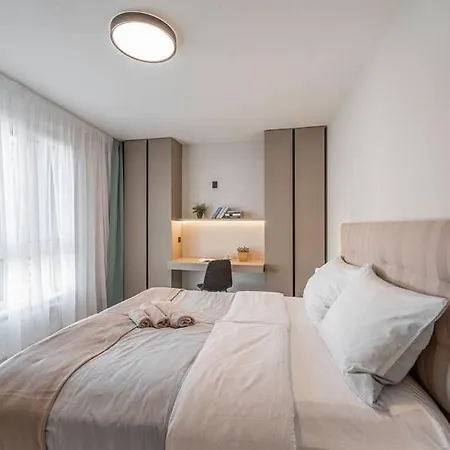 Lovely 2bedroom 2-2-3 Appartement Košice